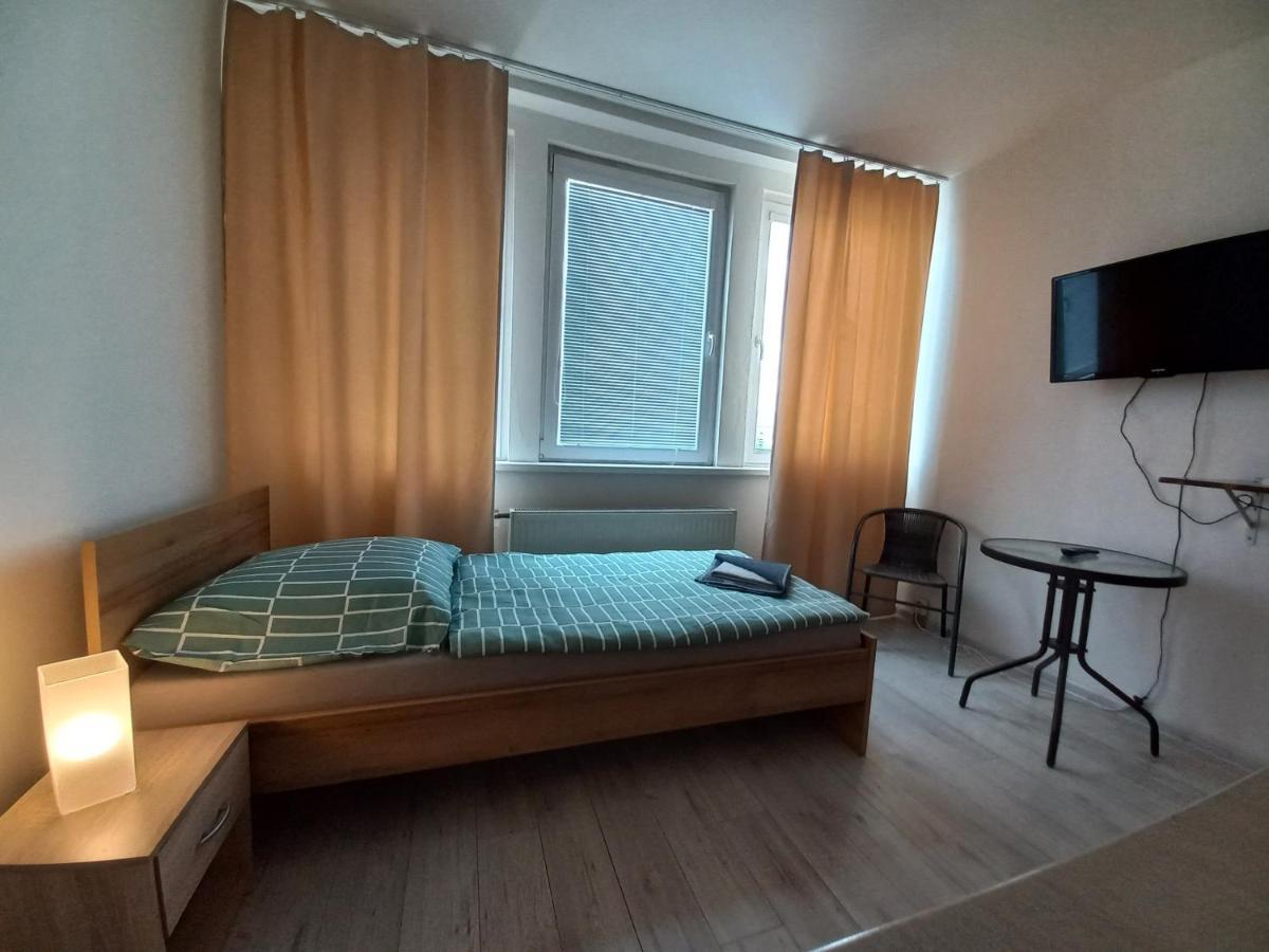 Penzion Tina Eperjes Kültér fotó